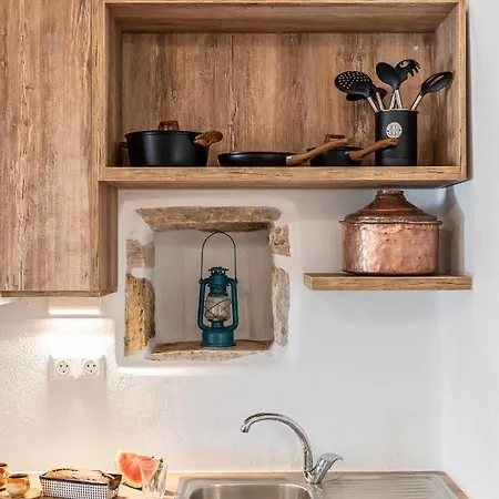 Casa Estiva Apeiranthos Naxos Daire Apérathos