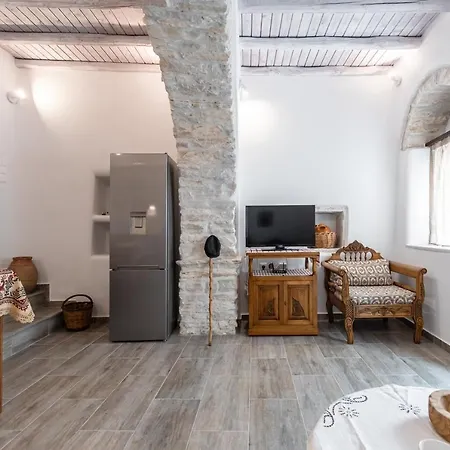 Casa Estiva Apeiranthos Naxos Apérathos