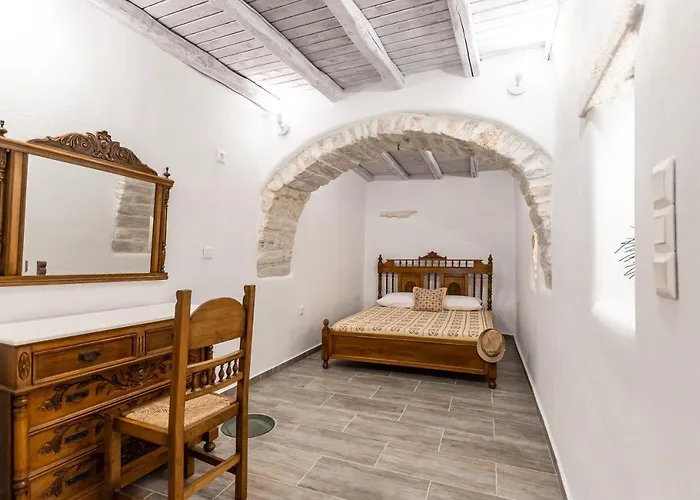 Casa Estiva Apeiranthos Naxos Apérathos